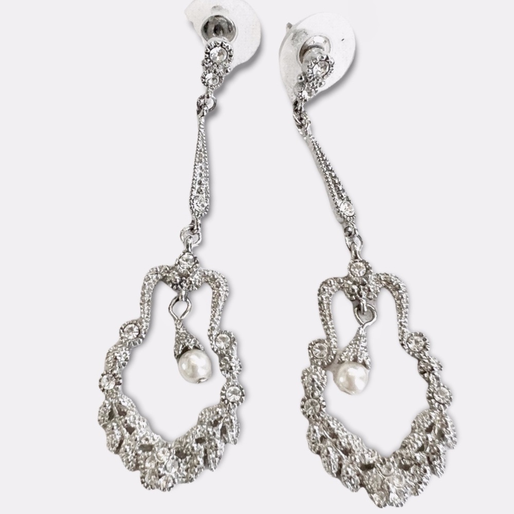 Vintage Filigree Silvertone Dangle Earrings with Pearl Accent